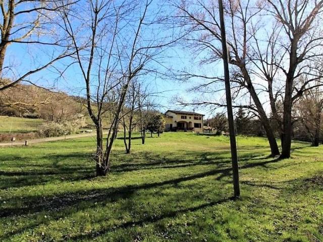Villa Indipendente in vendita a Vernasca, Reggio Emilia
