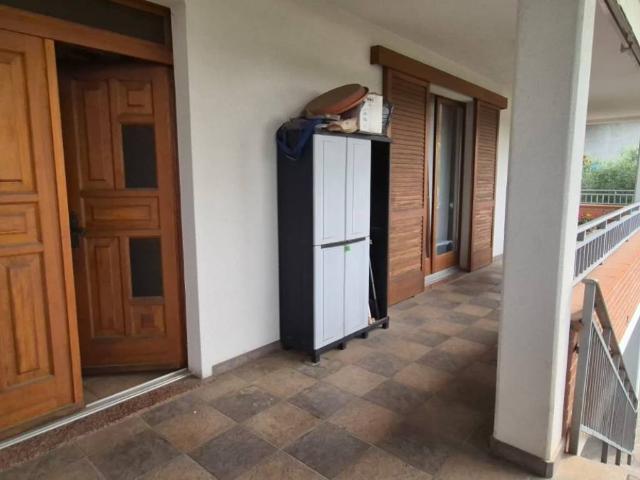 Villa Indipendente in vendita a Comunità Montana del Piambello, Saltrio