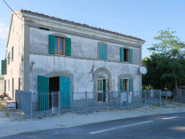 Villa Indipendente in vendita a Saludecio, Reggio Emilia