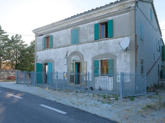 Villa Indipendente in vendita a Saludecio, Reggio Emilia
