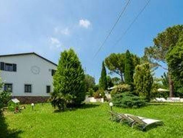 Villa Indipendente in vendita a Montegridolfo, Reggio Emilia