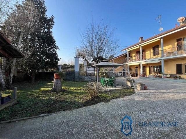 Villa Indipendente in vendita a Piemonte, Vercelli
