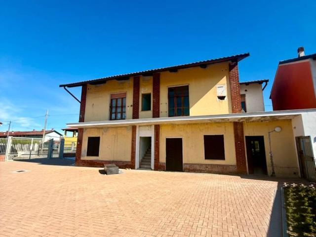 Villa Indipendente in vendita a Piemonte, Vercelli