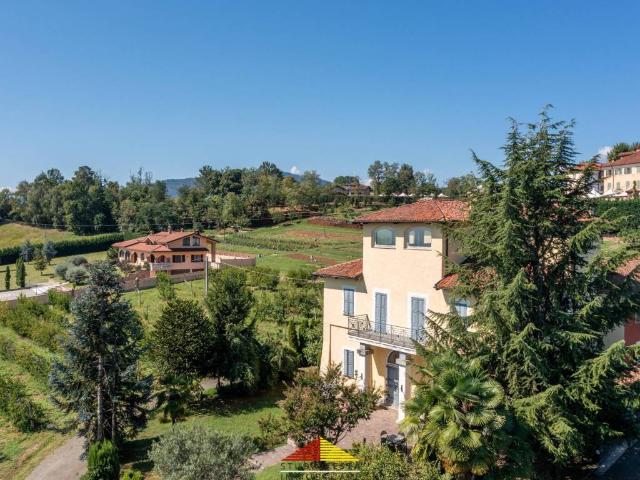 Villa Indipendente in vendita a Stella, Piemonte