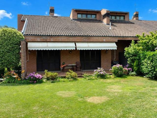 Villa Indipendente in vendita a Piemonte, Cuneo