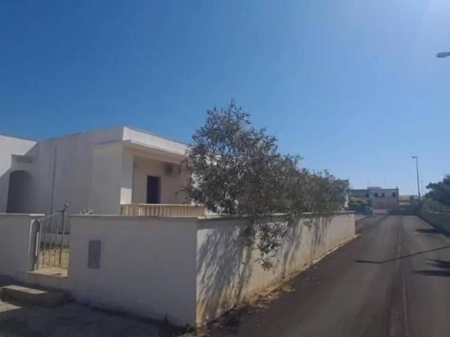 Villa Indipendente in vendita a Puglia, Lecce