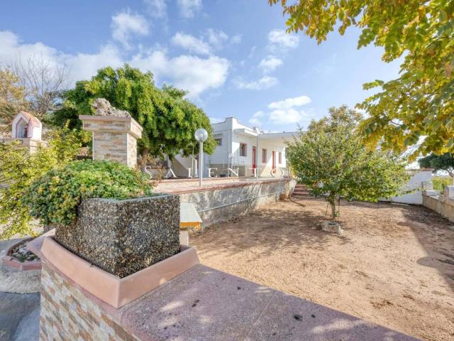 Villa Indipendente in vendita a Posto Vecchio, Puglia