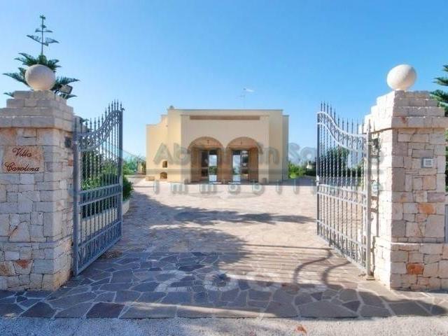 Villa Indipendente in vendita a Posto Vecchio, Puglia