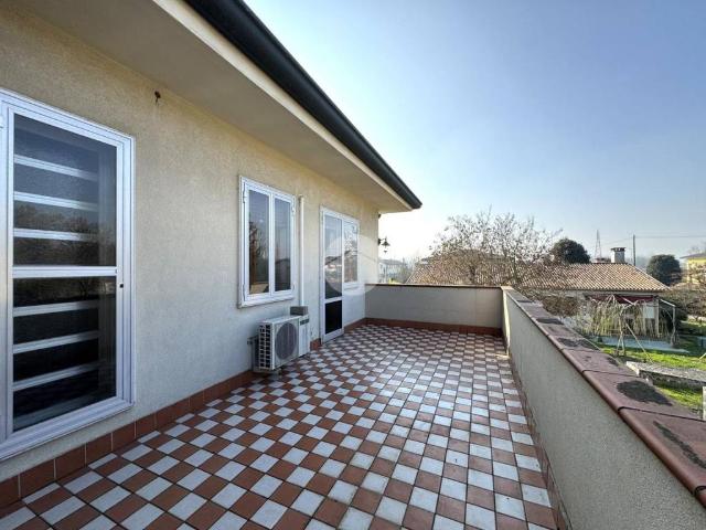 Villa Indipendente in vendita a Salzano, Veneto