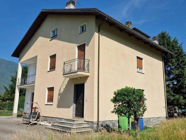 Villa Indipendente in vendita a Comunità montana della Valchiavenna, San Pietro Samolaco