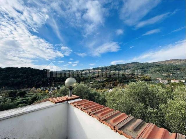 Villa Indipendente in vendita a San Bartolomeo Al Mare, Liguria