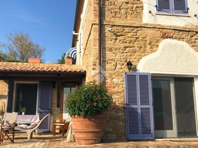 Villa Indipendente in vendita a Ragnola, Marche