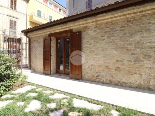 Villa Indipendente in vendita a Albula centro, Marche
