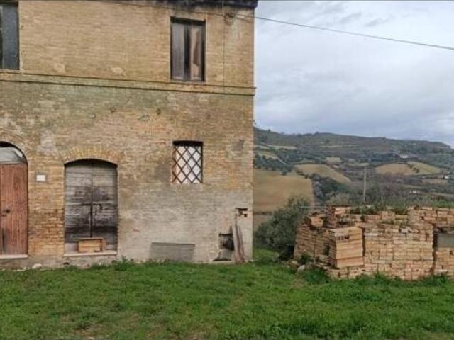 Villa Indipendente in vendita a Ragnola, Marche