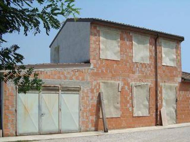 Villa Indipendente in vendita a San Benedetto Po, Lombardia