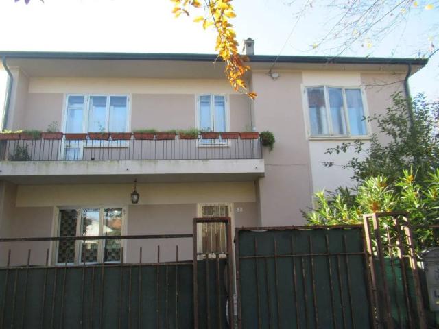 Villa Indipendente in vendita a San Benedetto Po, Lombardia