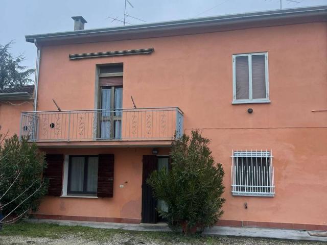 Villa Indipendente in vendita a Gorgo, San Benedetto Po