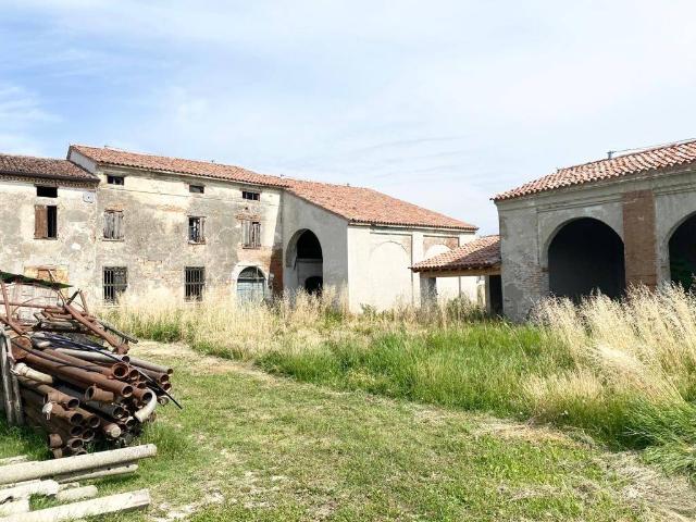Villa Indipendente in vendita a San Benedetto Po, Lombardia
