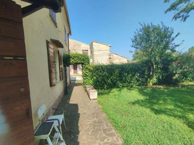 Villa Indipendente in vendita a San Benedetto Po, Lombardia