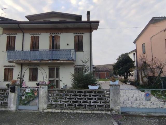 Villa Indipendente in vendita a San Benedetto Po, Lombardia
