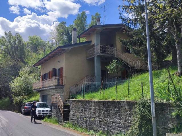 Villa Indipendente in vendita a Unione dell'Appennino Bolognese, San Benedetto Val Di Sambro