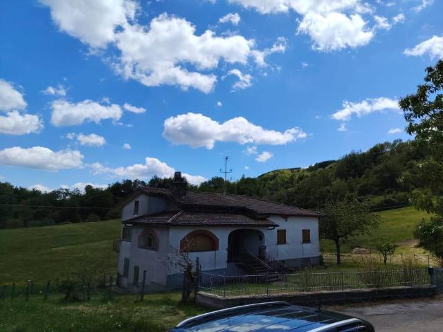 Villa Indipendente in vendita a Unione dell'Appennino Bolognese, San Benedetto Val Di Sambro