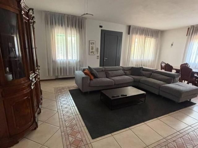 Villa Indipendente in vendita a San Biagio Di Callalta, Veneto