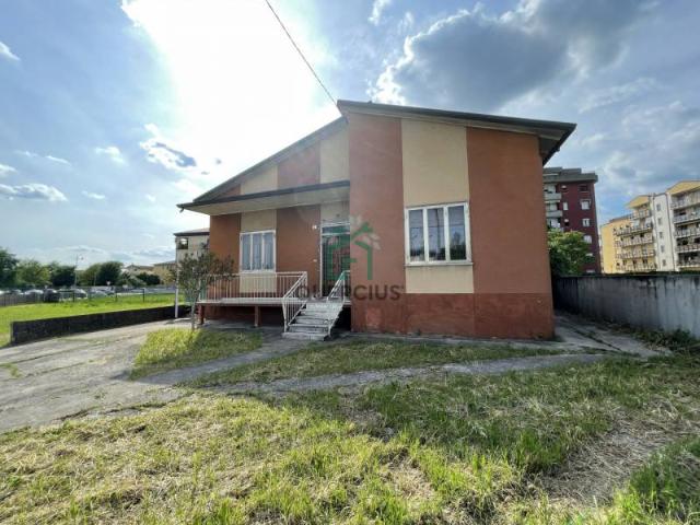 Villa Indipendente in vendita a San Bonifacio, Verona