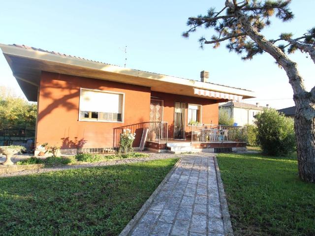 Villa Indipendente in vendita a San Bonifacio, Verona