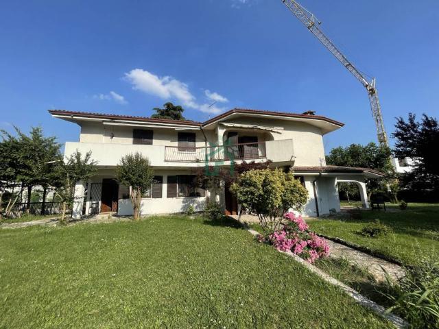 Villa Indipendente in vendita a San Bonifacio, Veneto