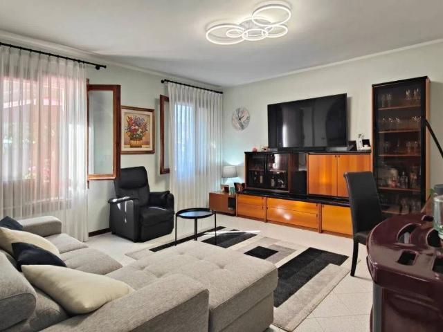 Villa Indipendente in vendita a San Bonifacio, Verona