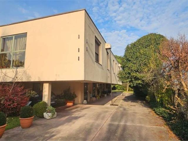 Villa Indipendente in vendita a Prova, San Bonifacio