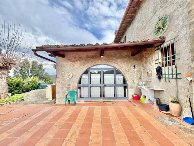 Villa Indipendente in vendita a San Casciano in Val di Pesa, Montecapri