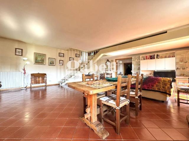 Villa Indipendente in vendita a San Casciano in Val di Pesa, Mercatale Val Di Pesa