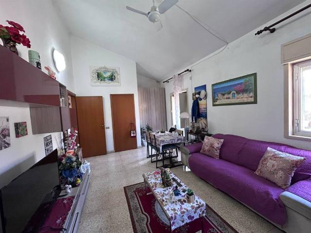 Villa Indipendente in vendita a San Cataldo, Sicilia