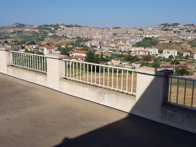 Villa Indipendente in vendita a San Cataldo, Sicilia