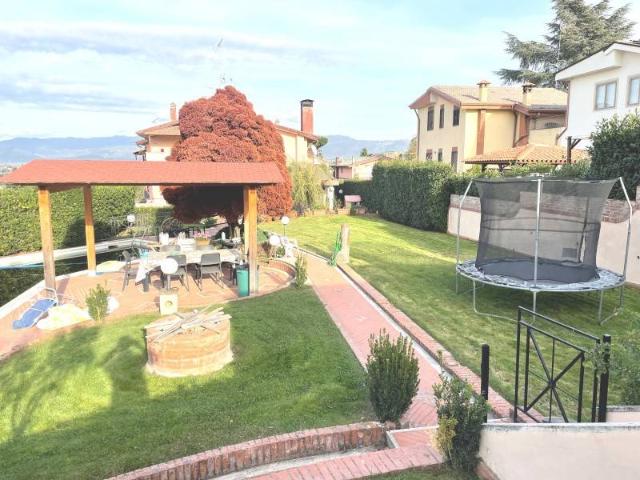Villa Indipendente in vendita a Roma Capitale, Lazio