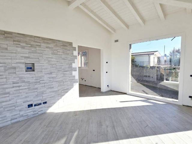 Villa Indipendente in vendita a Colle La Torre, Roma Capitale