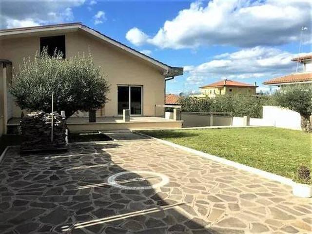 Villa Indipendente in vendita a Roma Capitale, Lazio