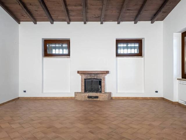 Villa Indipendente in vendita a Colle La Torre, Roma Capitale