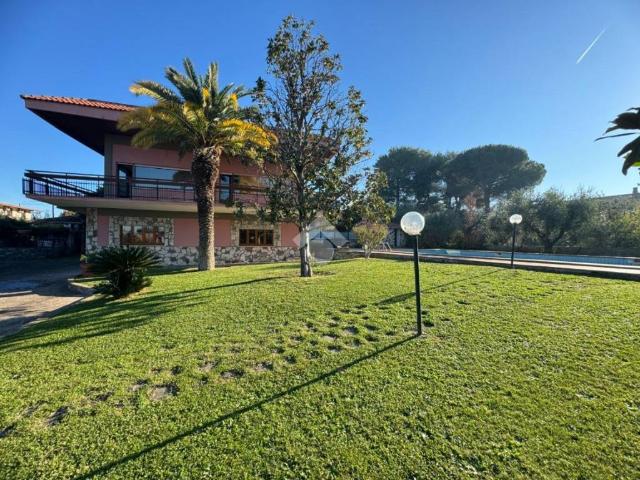 Villa Indipendente in vendita a San Cesareo, Roma Capitale