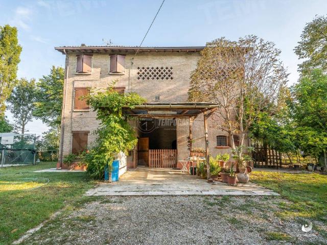 Villa Indipendente in vendita a Unione dei comuni del Sorbara, San Cesario Sul Panaro