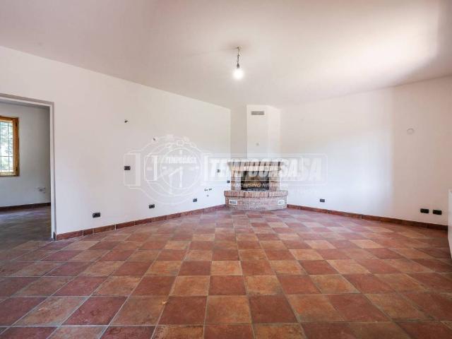 Villa Indipendente in vendita a Unione dei comuni del Sorbara, San Cesario Sul Panaro