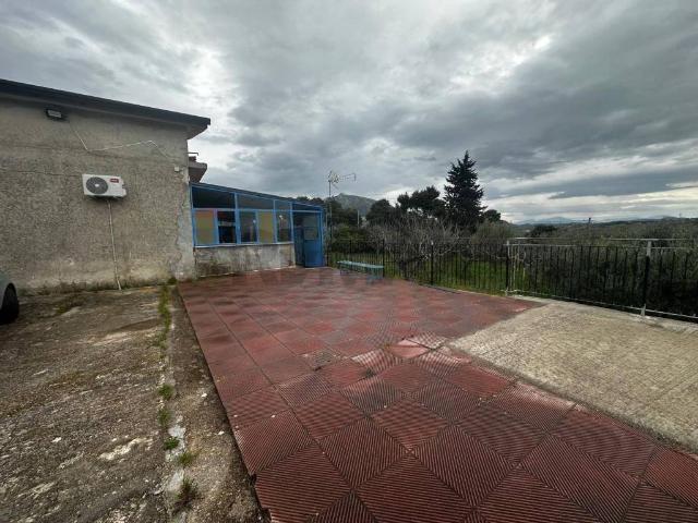 Villa Indipendente in vendita a San Cipirello, Sicilia