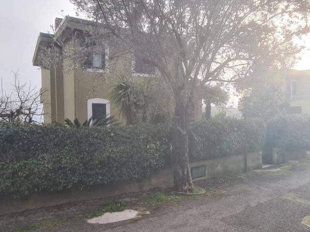 Villa Indipendente in vendita a San Cipriano Picentino, Campania