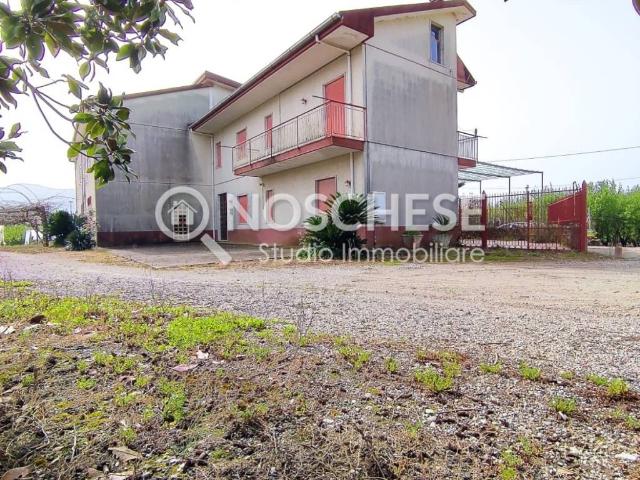 Villa Indipendente in vendita a Vignale, San Cipriano Picentino