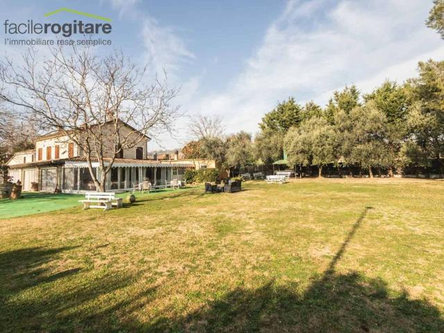 Villa Indipendente in vendita a Casarola, San Clemente