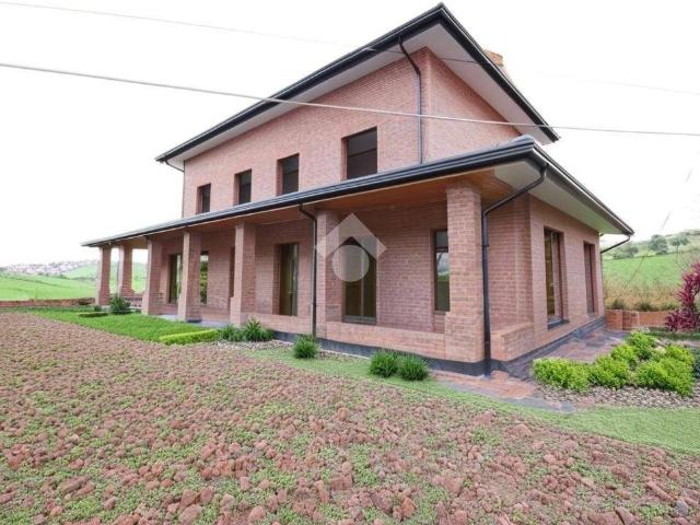 Villa Indipendente in vendita a San Clemente, Reggio Emilia