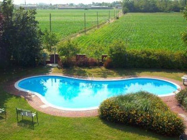 Villa Indipendente in vendita a San Colombano Al Lambro, Lombardia