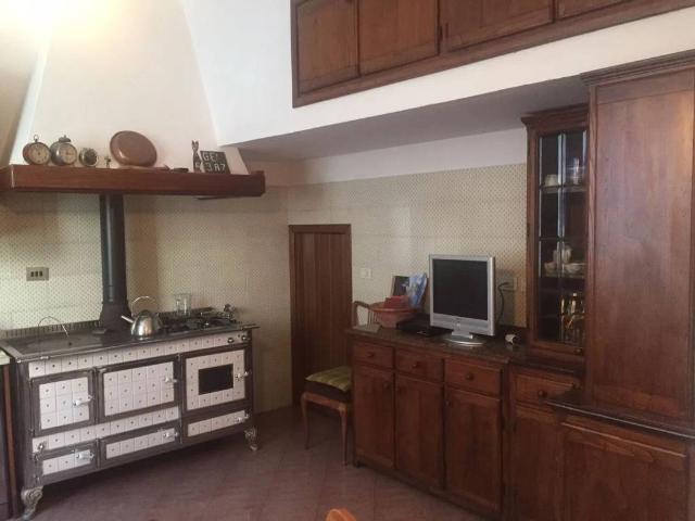 Villa Indipendente in vendita a San Colombano Certenoli
